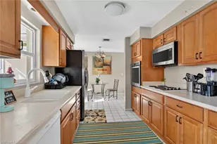 1718 SE 29th Ln, Cape Coral, FL 33904 - Photo 12