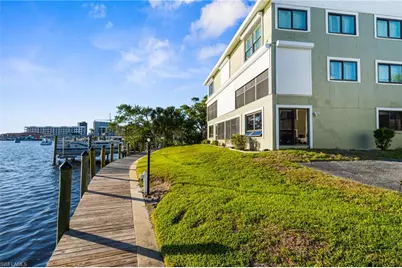 610 Victoria Dr #101C, Cape Coral, FL 33904 - Photo 2