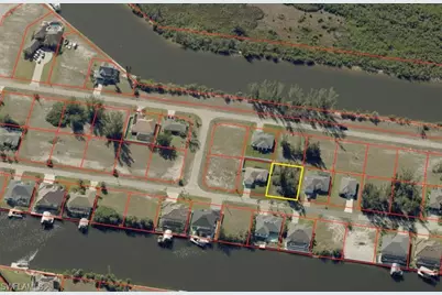 4310 NW 20th Ter, Cape Coral, FL 33993 - Photo 4