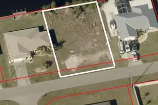 123 SW 35th Terrace, Cape Coral, FL 33914 - Photo 1