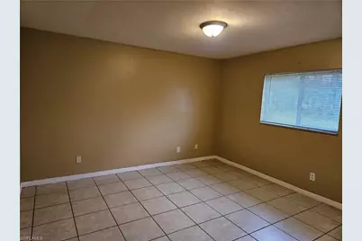 4752 Golfview Blvd, Lehigh Acres, FL 33973 - Photo 6