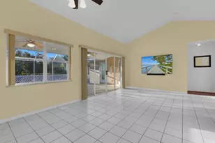 11485 Waterford Village Dr, Fort Myers, FL 33913 - Photo 6