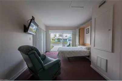 2001 Schooner Dr, Labelle, FL 33935 - Photo 20