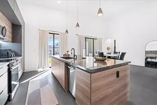 1017 NE 4th Pl, Cape Coral, FL 33909 - Photo 12