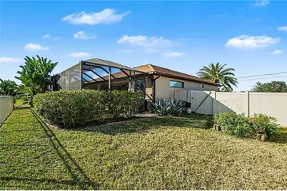 2127 SE 17th Pl, Cape Coral, FL 33990 - Photo 28