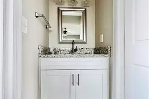 706 SE 13th Ct, Cape Coral, FL 33990 - Photo 16