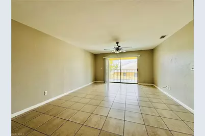 706 SE 13th Ct #J, Cape Coral, FL 33990 - Photo 2
