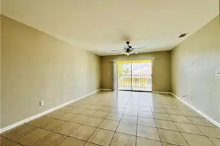 706 SE 13th Ct, Cape Coral, FL 33990 - Photo 2