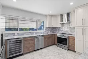 215 Santa Monica Ct, Cape Coral, FL 33904 - Photo 14