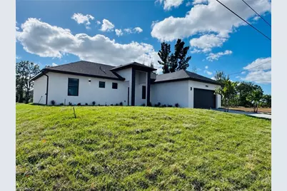 1924 NE 33rd Ln, Cape Coral, FL 33909 - Photo 42