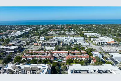 221 9th St S #123, Naples, FL 34102 - Photo 36