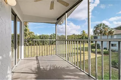 8127 Country Rd #205, Fort Myers, FL 33919 - Photo 16