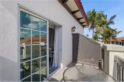 221 9th St S #403, Naples, FL 34102 - Photo 8
