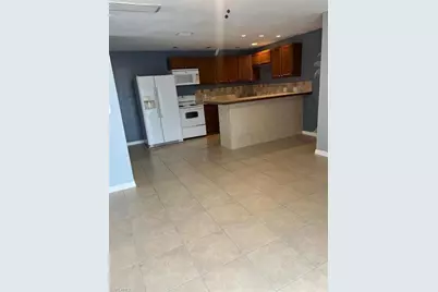 128 Eucalyptus Ct #B, Fort Myers Beach, FL 33931 - Photo 12