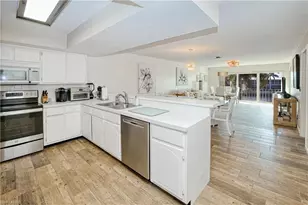 4116 SE 20th Pl, Cape Coral, FL 33904 - Photo 6