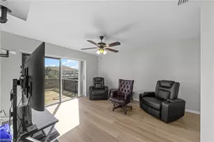 916 SE 14th Terrace, Cape Coral, FL 33990 - Photo 14