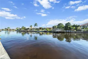 916 SE 14th Terrace, Cape Coral, FL 33990 - Photo 6