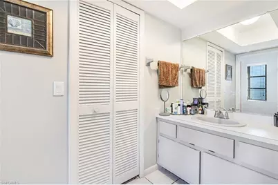 1302 SE 18th St, Cape Coral, FL 33990 - Photo 18