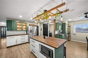 614 NE 1st Ave, Cape Coral, FL 33909 - Photo 16