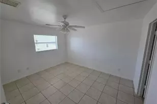 1248 Columbus Blvd, Fort Myers, FL 33913 - Photo 6