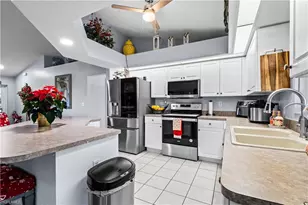 1206 NW 14th Pl, Cape Coral, FL 33993 - Photo 10