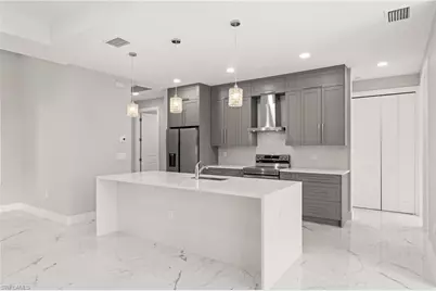 2829 SW 25th Pl, Cape Coral, FL 33914 - Photo 10