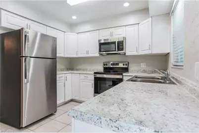282 Lorraine Ave, Venice, FL 34293 - Photo 6