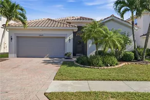 2469 Heydon Cir E, Naples, FL 34120 - Photo 1