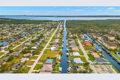 1936 Coral Point Dr, Cape Coral, FL 33990 - Photo 8