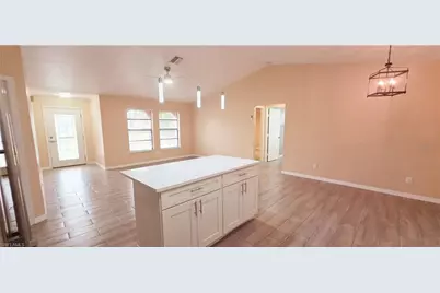 930 SW 34th St, Cape Coral, FL 33914 - Photo 10