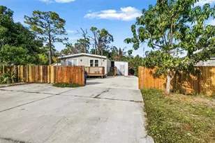 1978 Laurel Ln, North Fort Myers, FL 33917 - Photo 8