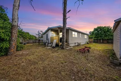 1978 Laurel Ln, North Fort Myers, FL 33917 - Photo 2