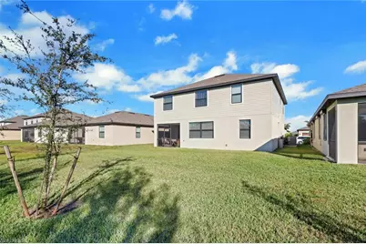 14622 Cantabria Dr, Fort Myers, FL 33905 - Photo 18