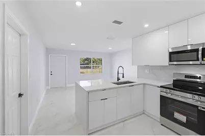 123 Connecticut Rd, Lehigh Acres, FL 33936 - Photo 30