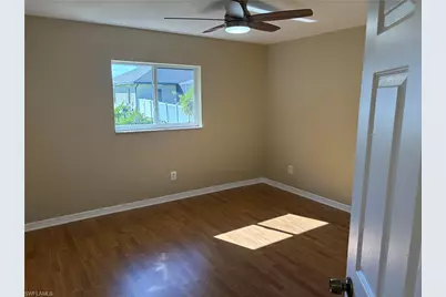 2718 SW 35th Ln, Cape Coral, FL 33914 - Photo 12