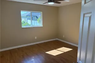 2718 SW 35th Ln, Cape Coral, FL 33914 - Photo 12