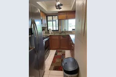 5650 Trailwinds Dr #111, Fort Myers, FL 33907 - Photo 14