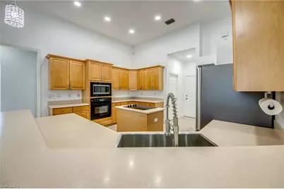 5219 SW 11th Pl, Cape Coral, FL 33914 - Photo 12