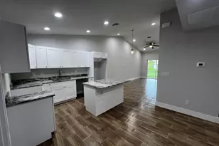 1106 Cape Coral Pkwy W, Cape Coral, FL 33914 - Photo 4