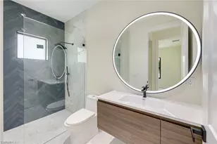 2212 NE 5th Pl, Cape Coral, FL 33909 - Photo 22