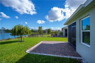 3313 Acapulco Cir, Cape Coral, FL 33909 - Photo 28