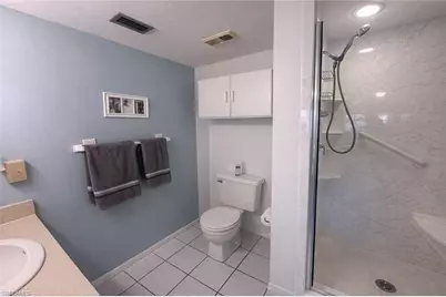 11610 Caravel Cir #104, Fort Myers, FL 33908 - Photo 10