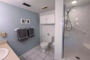 11610 Caravel Cir, Fort Myers, FL 33908 - Photo 10