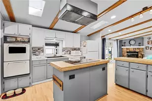 227 Shrub Ln N, North Fort Myers, FL 33917 - Photo 4