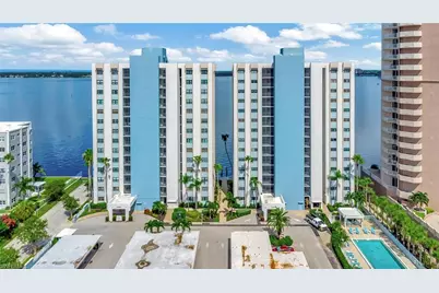 1901 Clifford St #1001, Fort Myers, FL 33901 - Photo 2