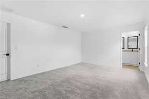 827 Rue Labeau Cir, Fort Myers, FL 33913 - Photo 10