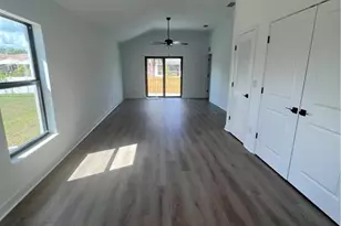 134 Zobora Cir, Fort Myers, FL 33913 - Photo 4