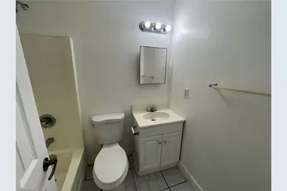 2505 NE 22nd Pl, Cape Coral, FL 33909 - Photo 8