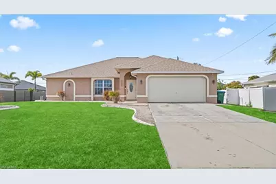 302 NW 2nd Ave, Cape Coral, FL 33993 - Photo 2