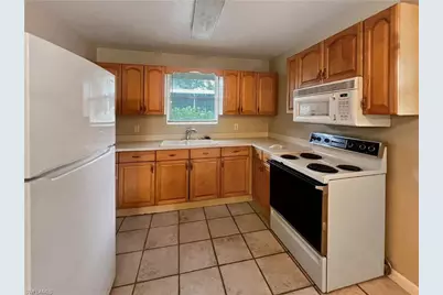 27917 Washington St, Bonita Springs, FL 34135 - Photo 10